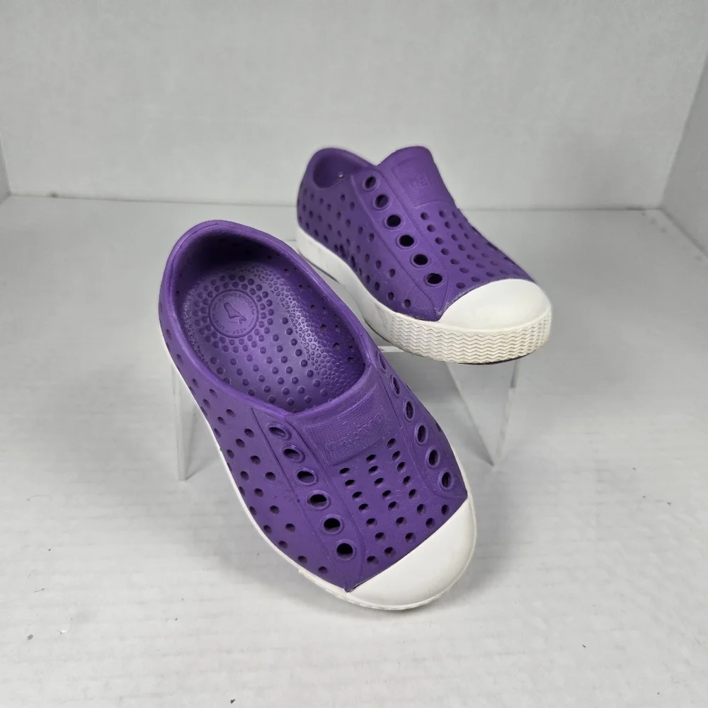 Native Jefferson Purple and White Slip-on Water Shoes Size C5 Toddler Baby